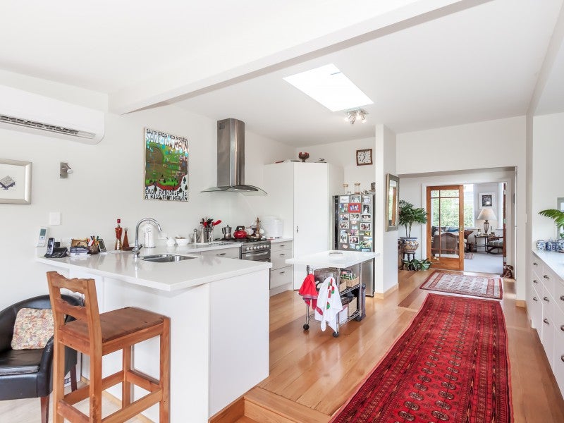 24 Karina Terrace, Roslyn, Palmerston North - Carousel 2