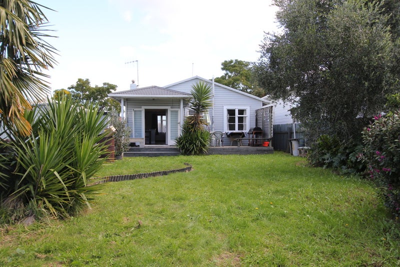 912 Outram Road, Akina, Hastings - Carousel 1