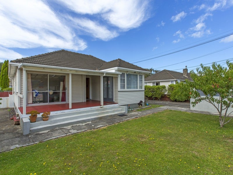 20 Fisk Street, Naenae, Lower Hutt - Carousel 1