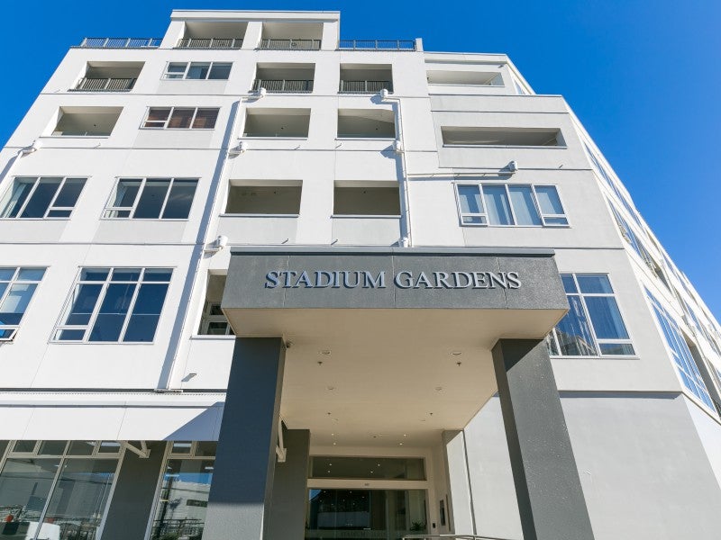 204/107 Thorndon Quay, Pipitea, Wellington - Carousel 1