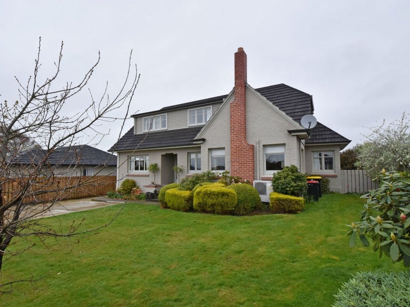 207 Layard Street, Waverley, Invercargill - Carousel 1