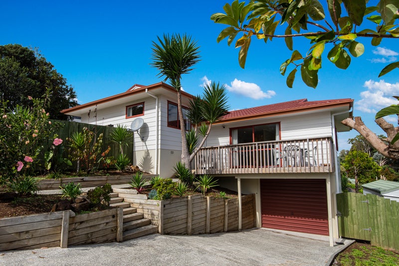 7 Starboard Way, Onerahi, Whangarei - Carousel 1