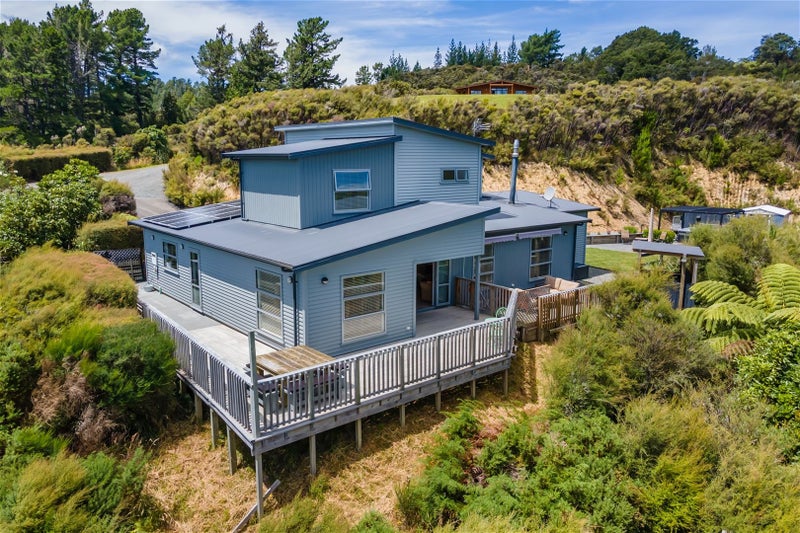 13 Streets Way, Timberlea, Upper Hutt - Carousel 2