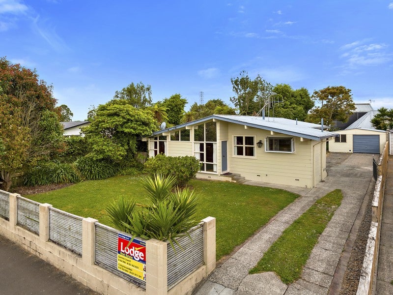 34 Betley Crescent, Fairview Downs, Hamilton - Carousel 1
