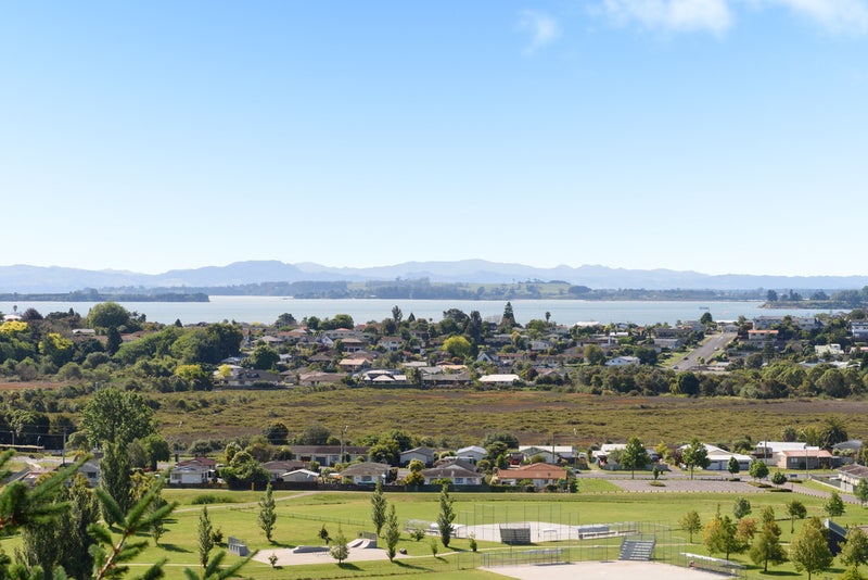 328 Otumoetai Road, Otumoetai, Tauranga - Carousel 2