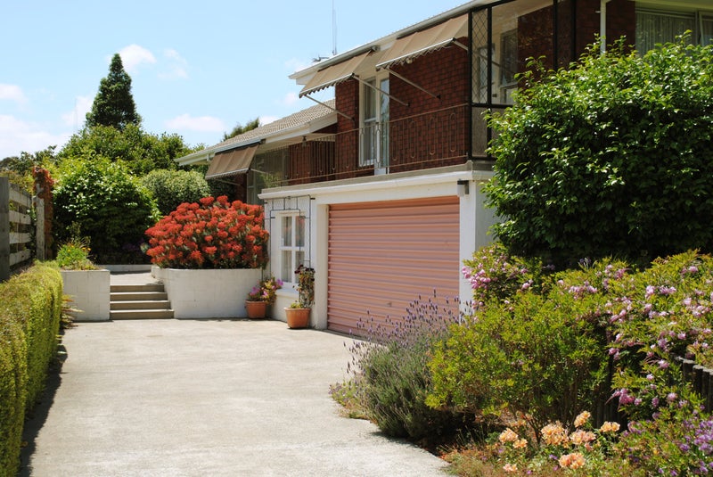 44 Hooker Avenue, Chedworth, Hamilton - Carousel 2