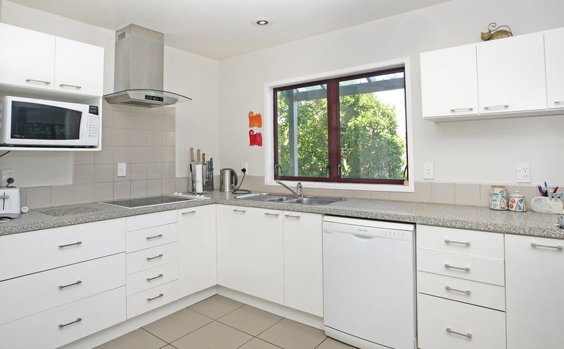 5/7 Dransfield Street, Vogeltown, Wellington - Carousel 26