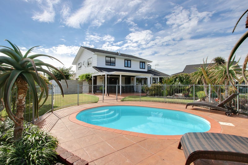 112 Tait Drive, Greenmeadows, Napier - Carousel 2
