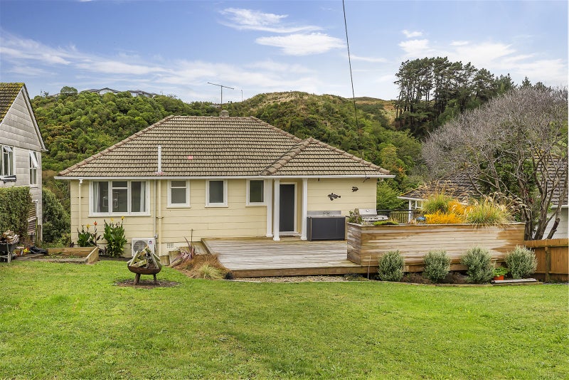 26 Champion Street, Ranui, Porirua - Carousel 2