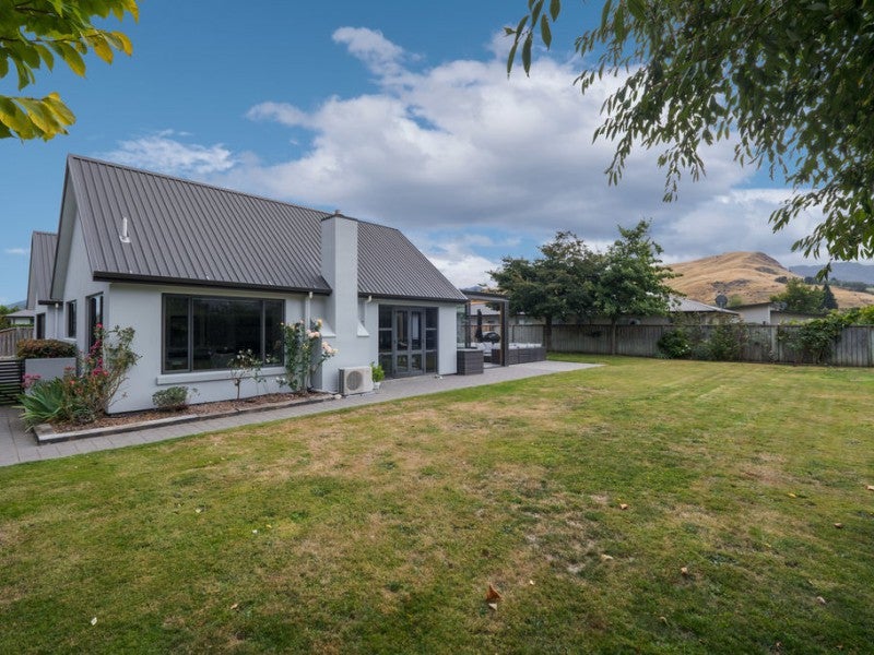 58 Erskine Street, Lake Hayes, Queenstown - Carousel 2