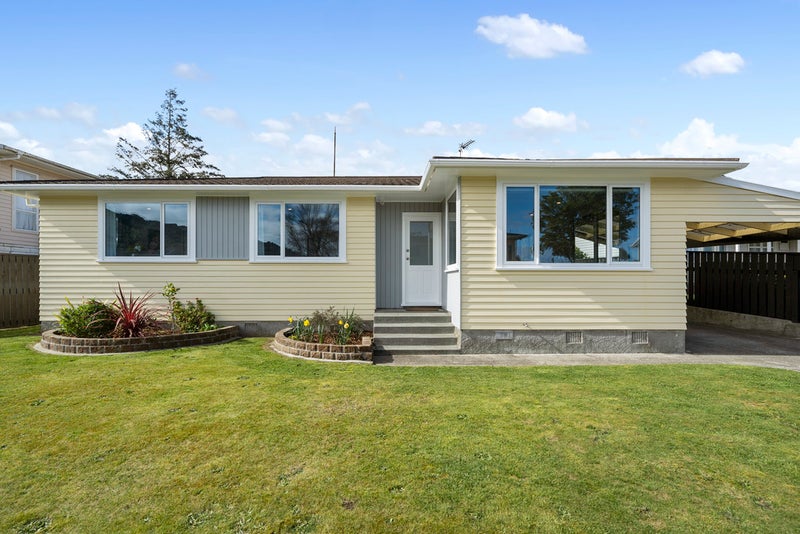 11 Brightwater Crescent, Totara Park, Upper Hutt - Carousel 19