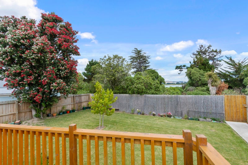 5 Seafield Place, South New Brighton, Christchurch - Carousel 2