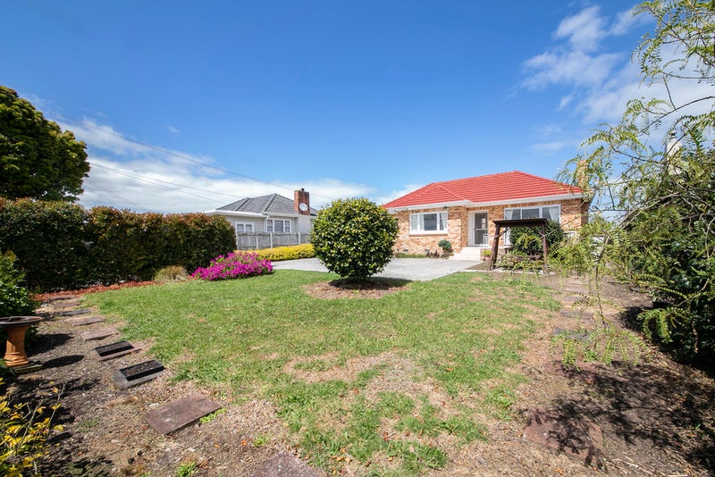 529 Richardson Road, Mount Roskill, Auckland - Carousel 1
