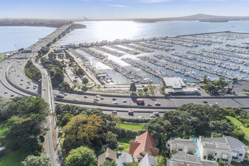 121E Shelly Beach Road, Saint Marys Bay, Auckland - Carousel 7