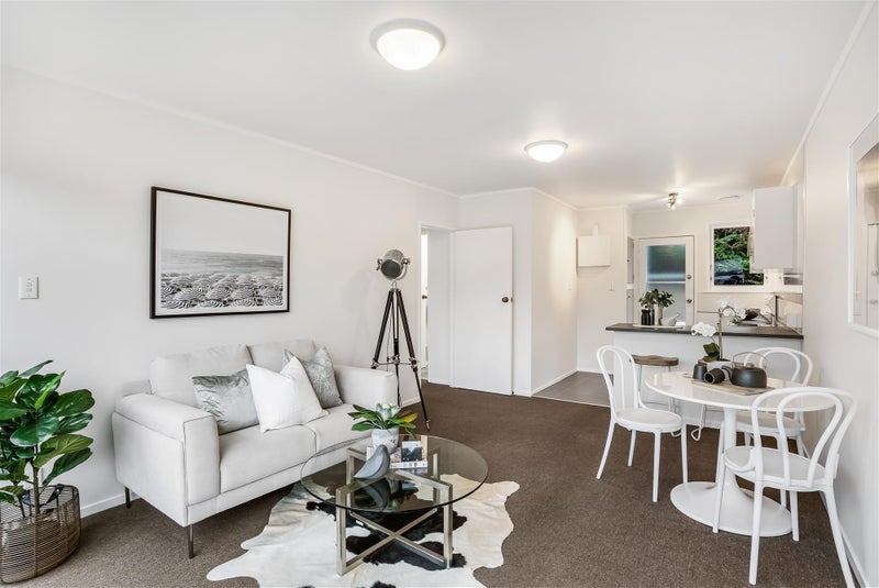1/47 Grotto Street, Te Papapa, Auckland - Carousel 2