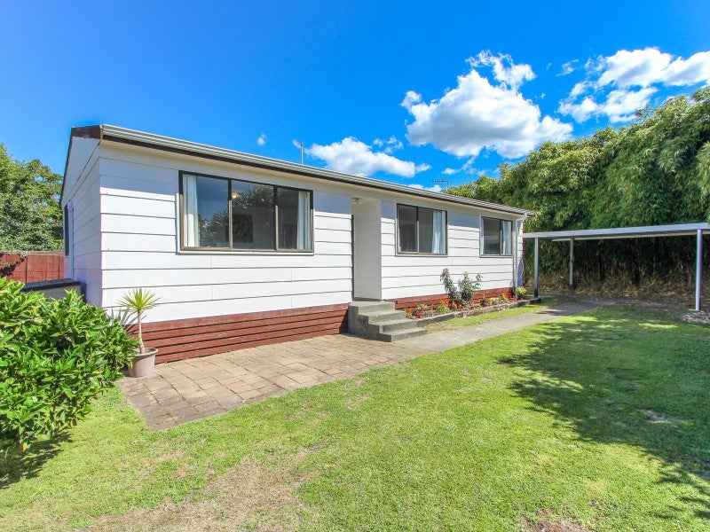 3C Farnworth Avenue, Holdens Bay, Rotorua - Carousel 1