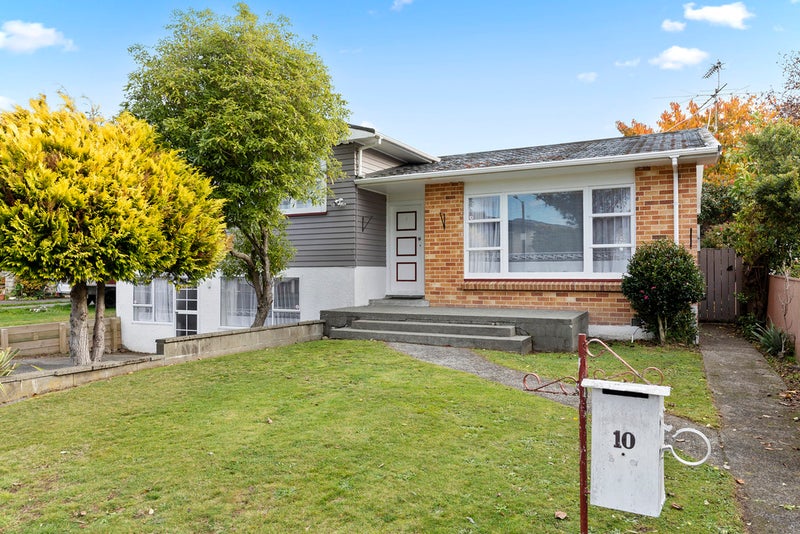 10 Arnot Avenue, Clouston Park, Upper Hutt - Carousel 19