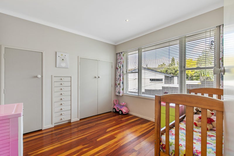 1/239 St Johns Road, Meadowbank, Auckland - Carousel 16