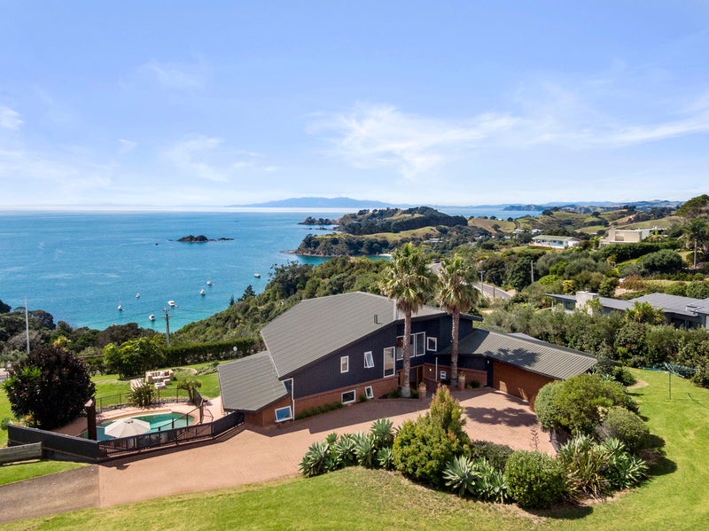 72 Cory Road, Oneroa, Waiheke Island - Carousel 2