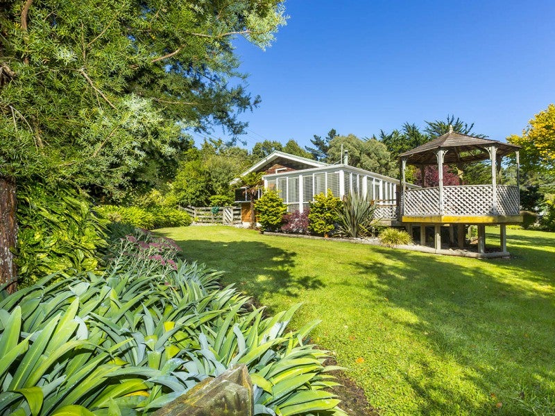 196 Katherine Mansfield Drive, Whitemans Valley - Carousel 1