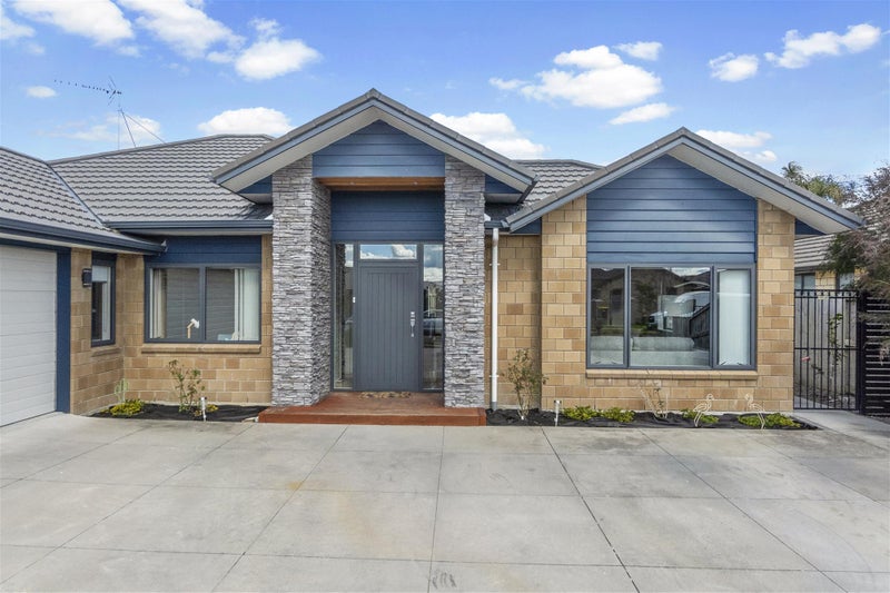 20 Sirius Crescent, Rototuna North, Hamilton - Carousel 2