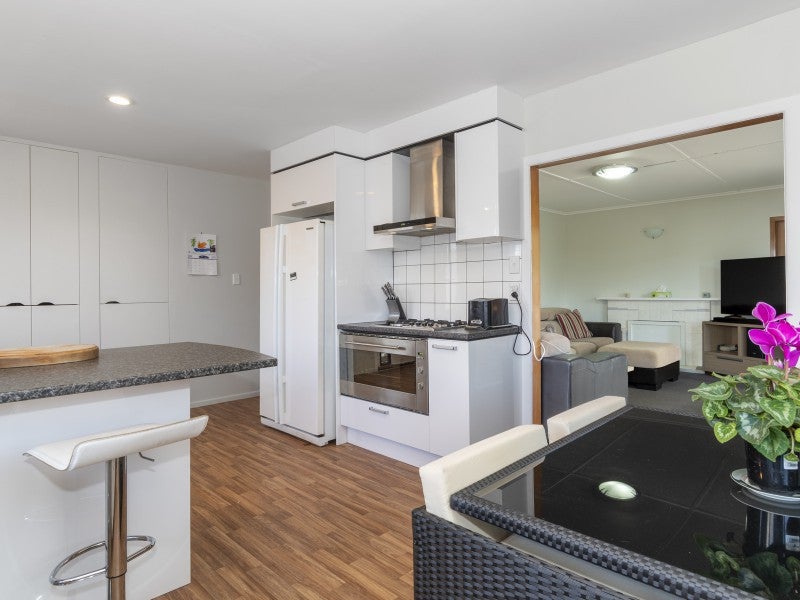 73 Watling Street, Gate Pa, Tauranga - Carousel 2