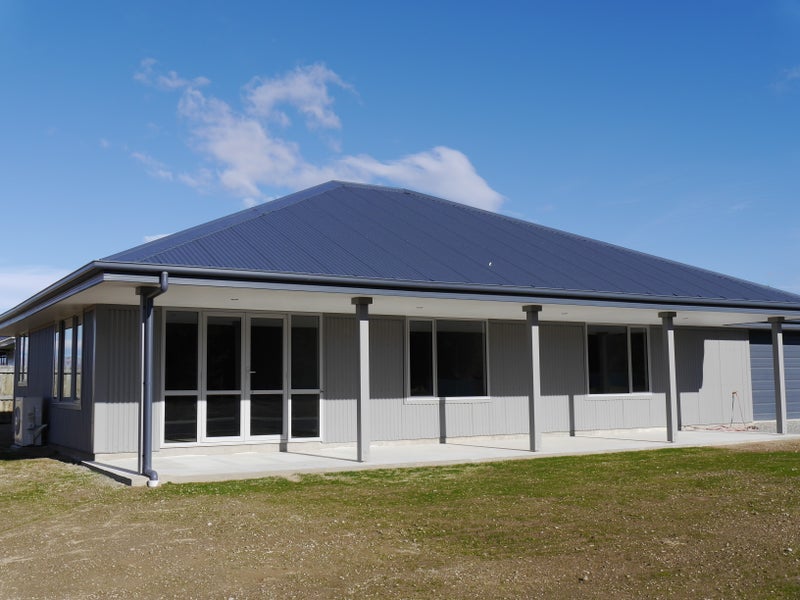 25 Rhoboro Road, Twizel - Carousel 2