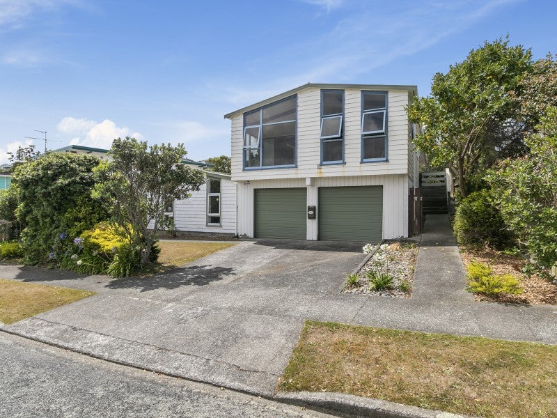 51 Cypress Drive, Maungaraki, Lower Hutt - Carousel 1