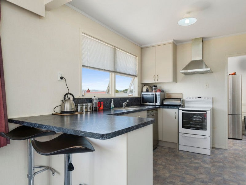 22 Taratoa Street, Parkvale, Tauranga - Carousel 2