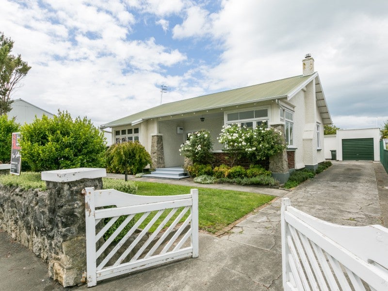 28 Kennedy Road, Napier South, Napier - Carousel 1