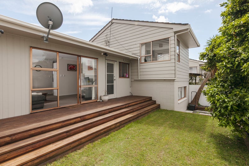 3/29 Gardner Avenue, New Lynn, Auckland - Carousel 1