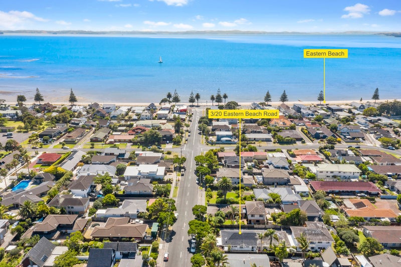 3/20 Eastern Beach Road, Eastern Beach, Auckland - Carousel 1
