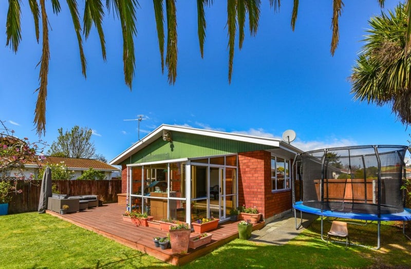 2/6 Nanette Street, Upper Riccarton, Christchurch - Carousel 1