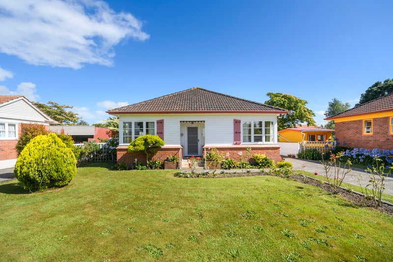 119 Savage Crescent, West End, Palmerston North - Carousel 26