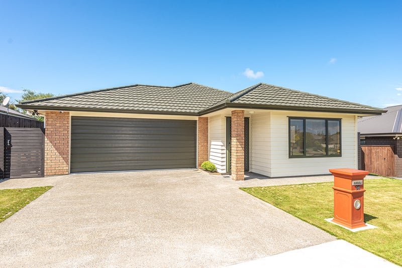 18 Edith Collier Drive, Otamatea, Whanganui - Carousel 1