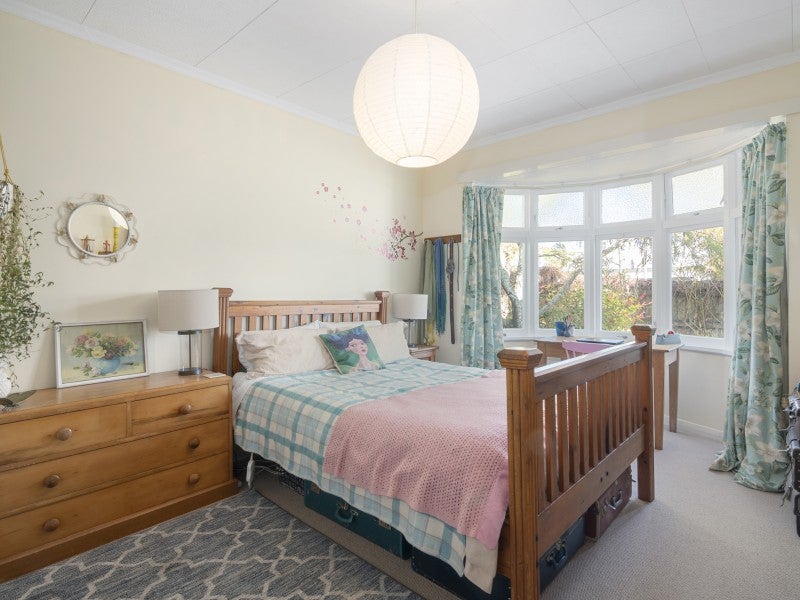 11 Brook Street, The Brook, Nelson - Carousel 2