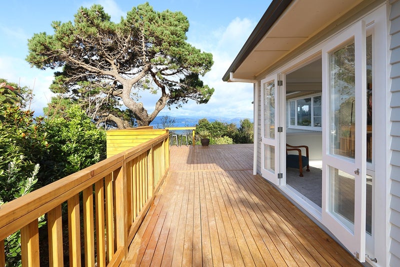48A Akatea RD, KOROKORO, LOWER HUTT - Carousel 1