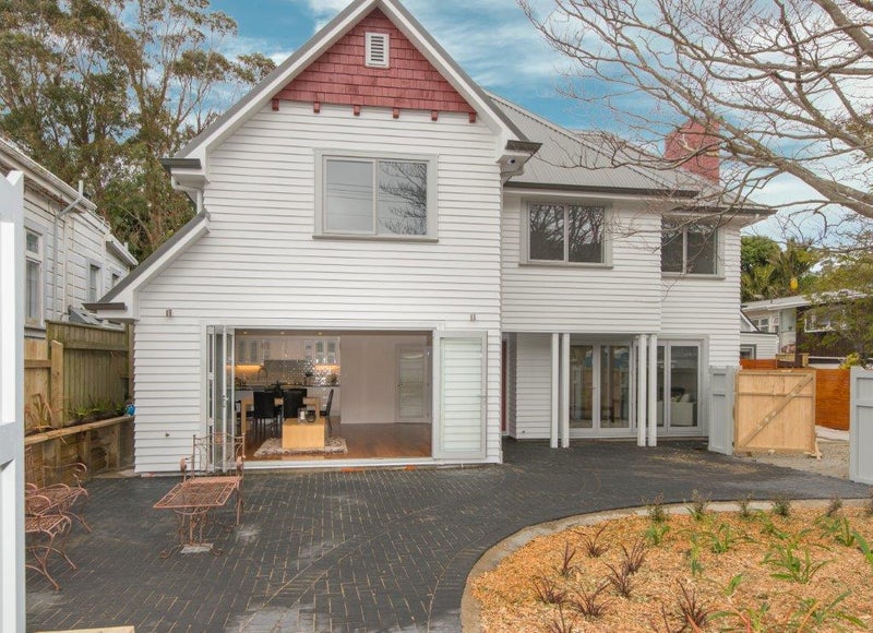 67 Moxham Avenue, Hataitai, Wellington - Carousel 1
