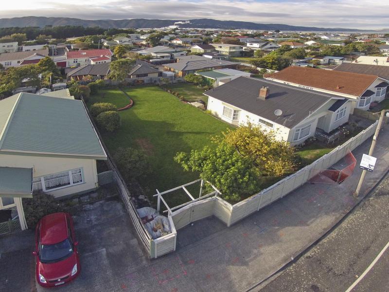 58 William Street, Petone, Lower Hutt - Carousel 1