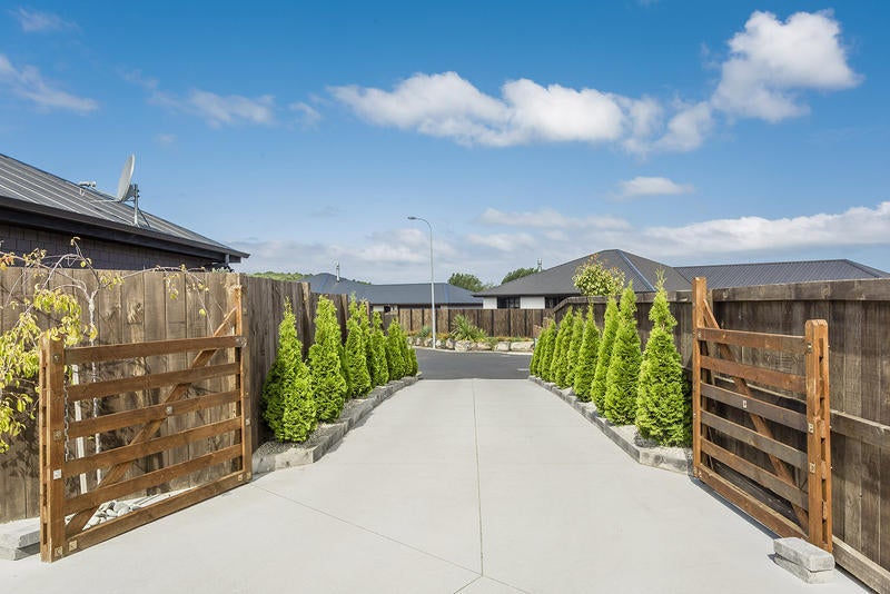 18 Lancaster Lane, Waldronville, Dunedin - Carousel 2