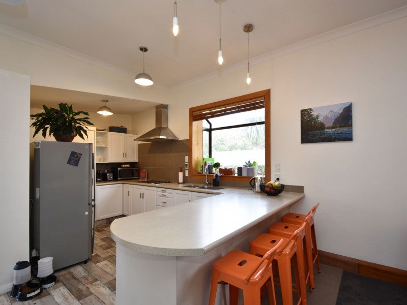 27 Newcastle Street, Windsor, Invercargill - Carousel 2