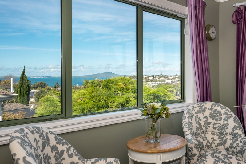 10A Sunrise Avenue, Mairangi Bay, Auckland - Carousel 1