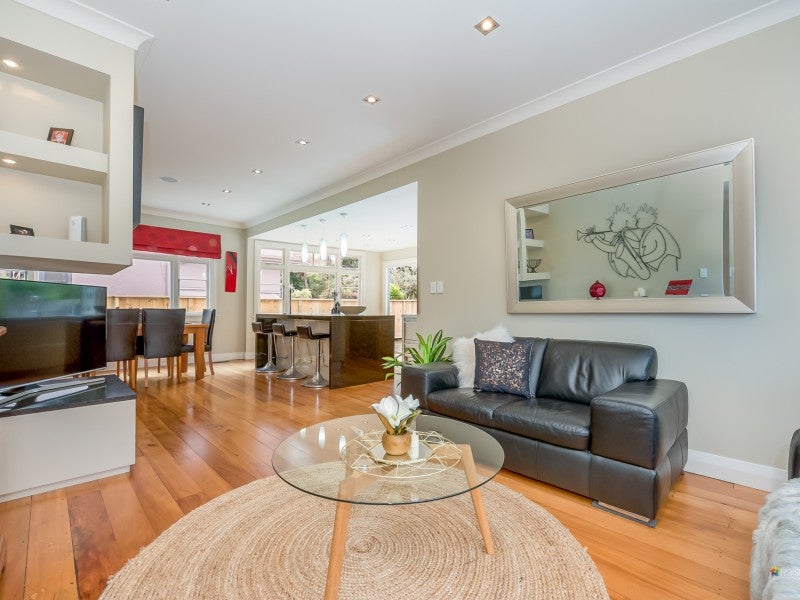 83 Woburn Rd, Woburn, Lower Hutt - Carousel 2