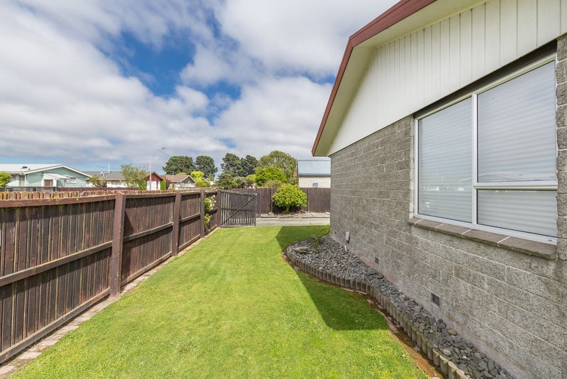 15 Taranui Place, Bromley, Christchurch - Carousel 2