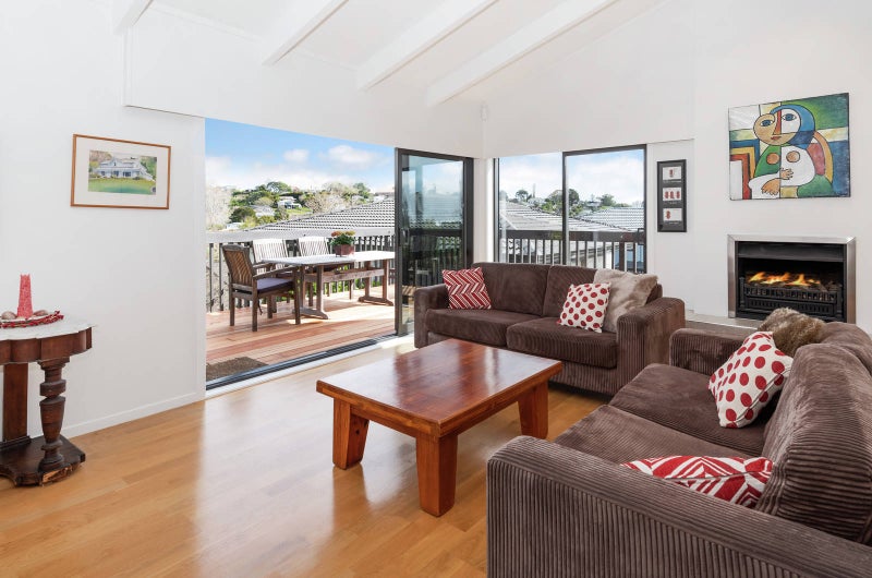 35 Cheriton Road, Mellons Bay, Auckland - Carousel 26