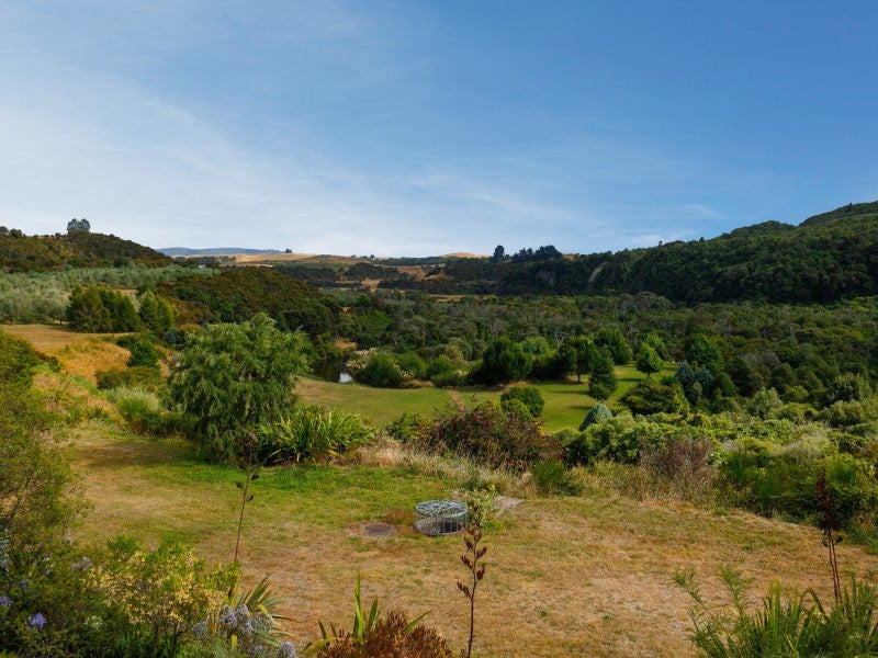 39 Te Awha Place, Turangi - Carousel 24