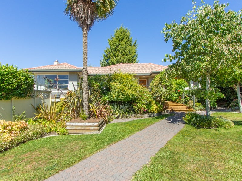 4 Selwyn Road, Lynmore, Rotorua - Carousel 2