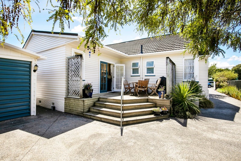 98 Trafalgar Street, Waterloo, Lower Hutt - Carousel 2