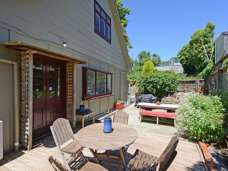 5 Wyndham Road, Pinehaven, Upper Hutt - Carousel 2