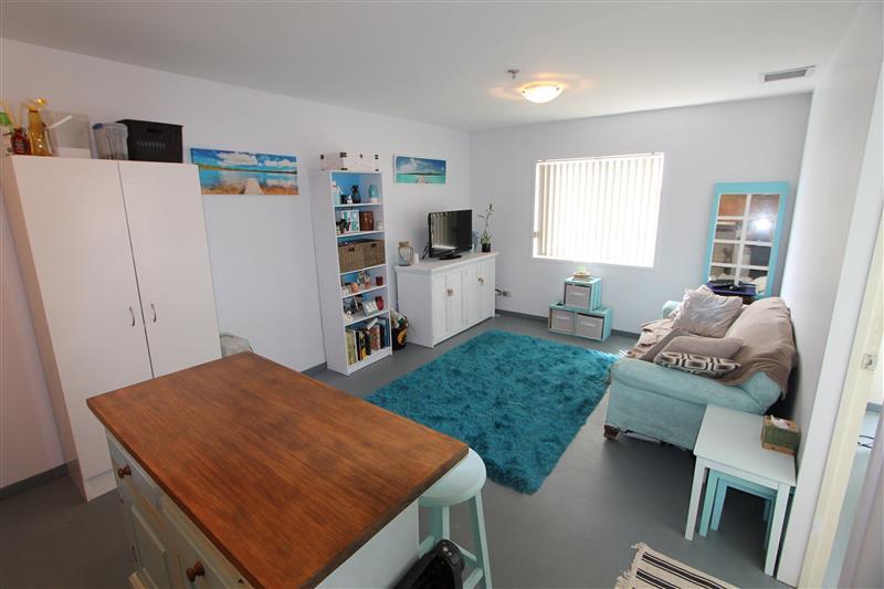 6B/17 Crown Lynn Place, New Lynn, Auckland - Carousel 1